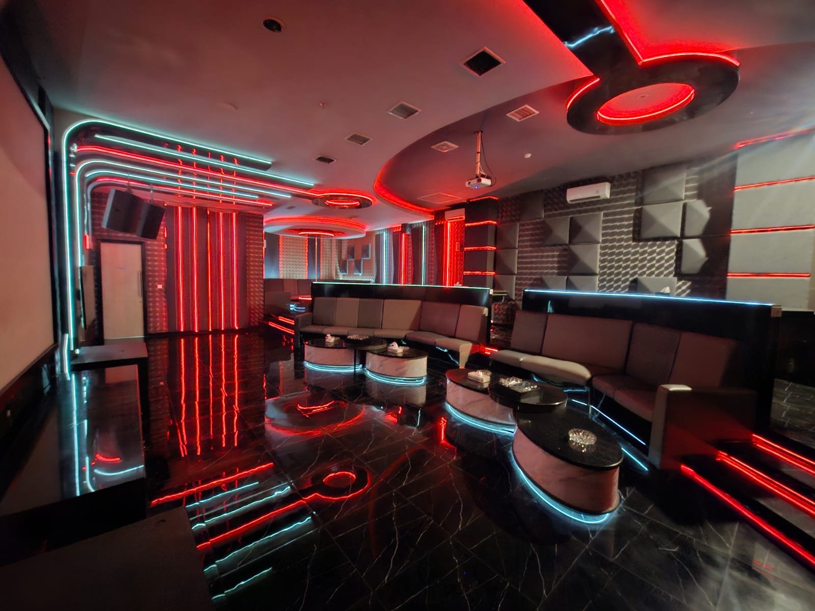 Encore private room